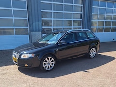 Audi A4 Avant - 2.0 Advance flippers etc