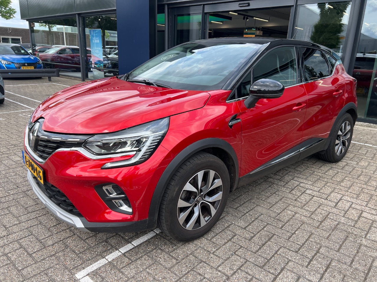 Renault Captur - 1.0 TCe 100 Intens | Navigatie | Climate Control | Full-LED | Parkeersensoren | Cruise Con - AutoWereld.nl