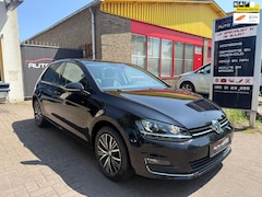 Volkswagen Golf - 1.4 TSI Lim. Allstar Airco|PDC|LMV|APK|Stoel verw.|Xenon
