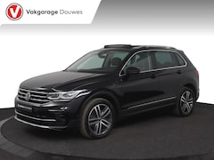 Volkswagen Tiguan - 1.4 TSI Elegance eHybrid Highline | Automaat | Pano | Carplay | ACC | Digi Dash |