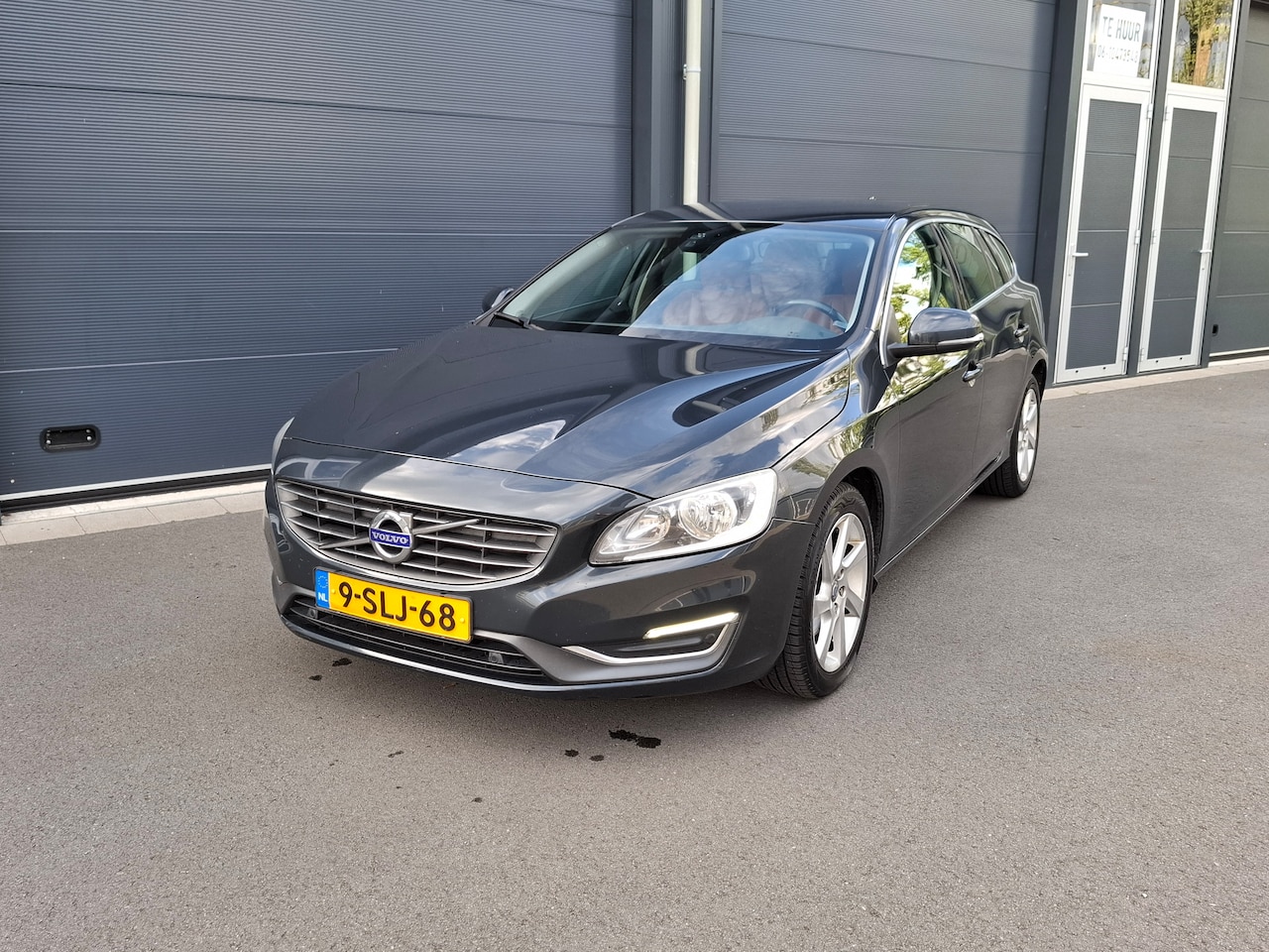 Volvo V60 - 1.6 D2 Summum - AutoWereld.nl