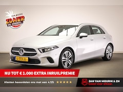 Mercedes-Benz A-klasse - 180 Business Solution Luxury | WIDESCREEN | SFEERVERLICHTING | DAB | APPLE | CAMERA