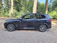 BMW X5 - M50D X5 M50D