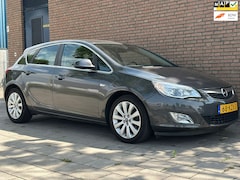 Opel Astra - 1.6 Cosmo