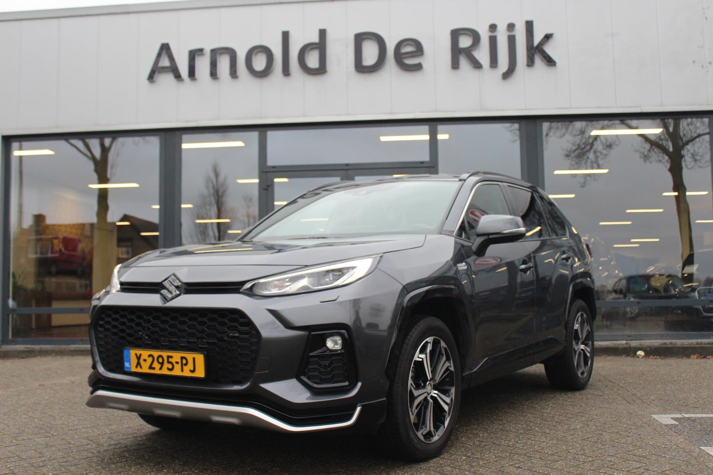 Suzuki Across - 2.5 Plug-in Hybrid Style 2.5 Plug-in Hybrid Style - AutoWereld.nl