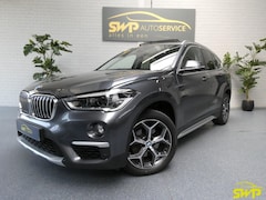 BMW X1 - sDrive18i X-line | Pano | Navi | Cam | Stoelverw