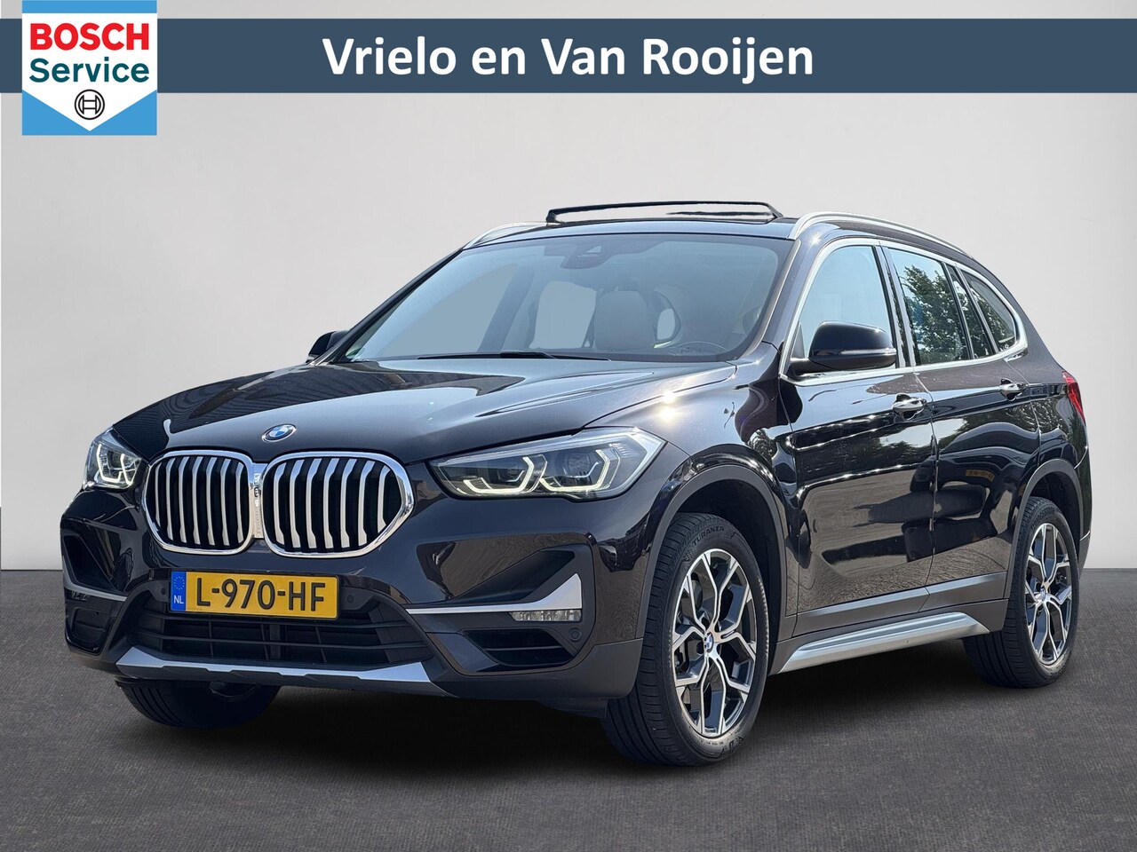 BMW X1 - sDrive20i High Executive Edition | Pano | Navigatie | LED | Airco-Ecc | LM-Velgen |Stoelve - AutoWereld.nl