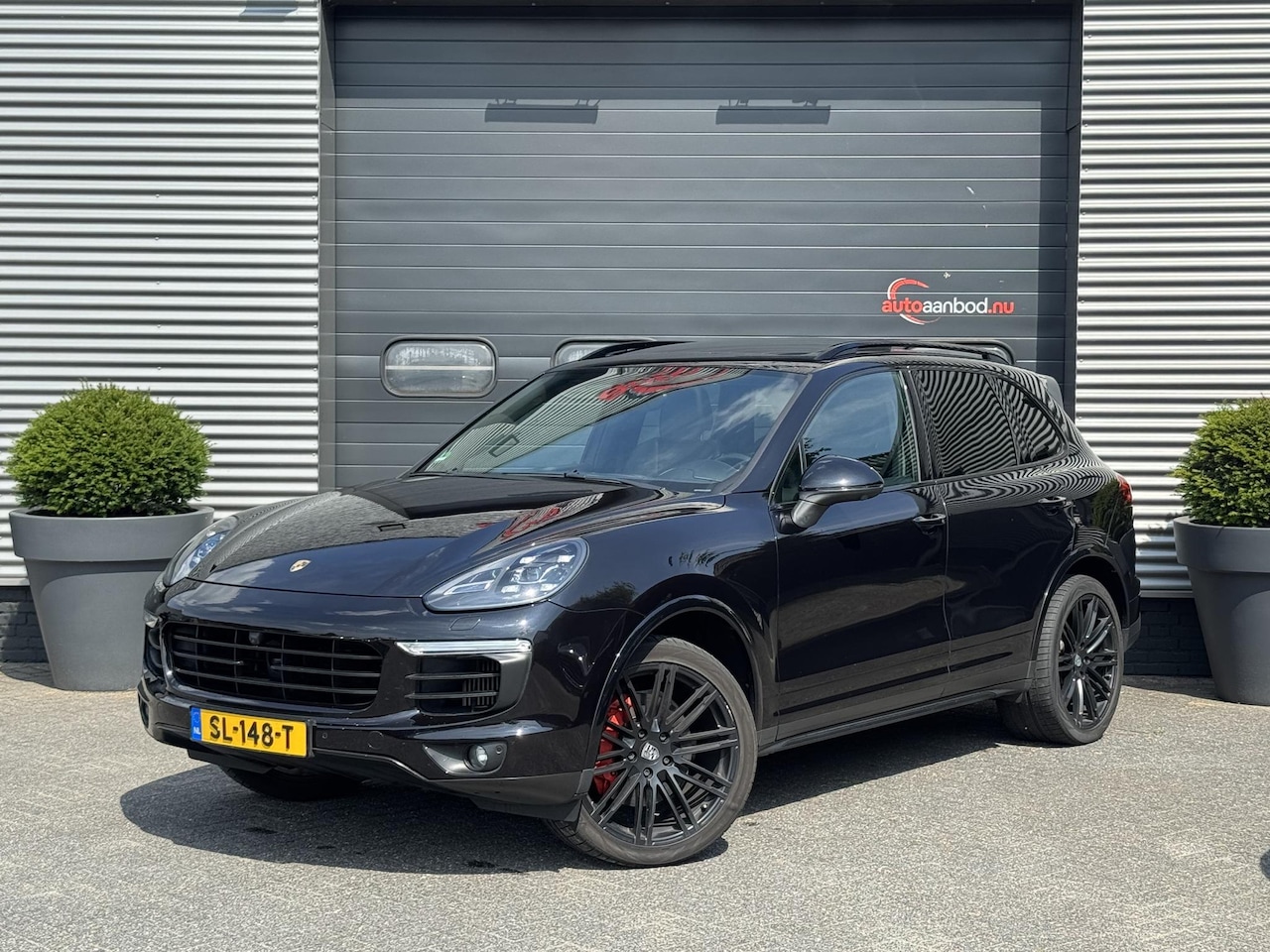 Porsche Cayenne - 4.2 D S | Panoramadak | 360* Camera | Adaptive Cruise Control | Stoel Ventilatie/Verwarmin - AutoWereld.nl