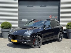 Porsche Cayenne - 4.2 D S | Panoramadak | 360* Camera | Adaptive Cruise Control | Stoel Ventilatie/Verwarmin