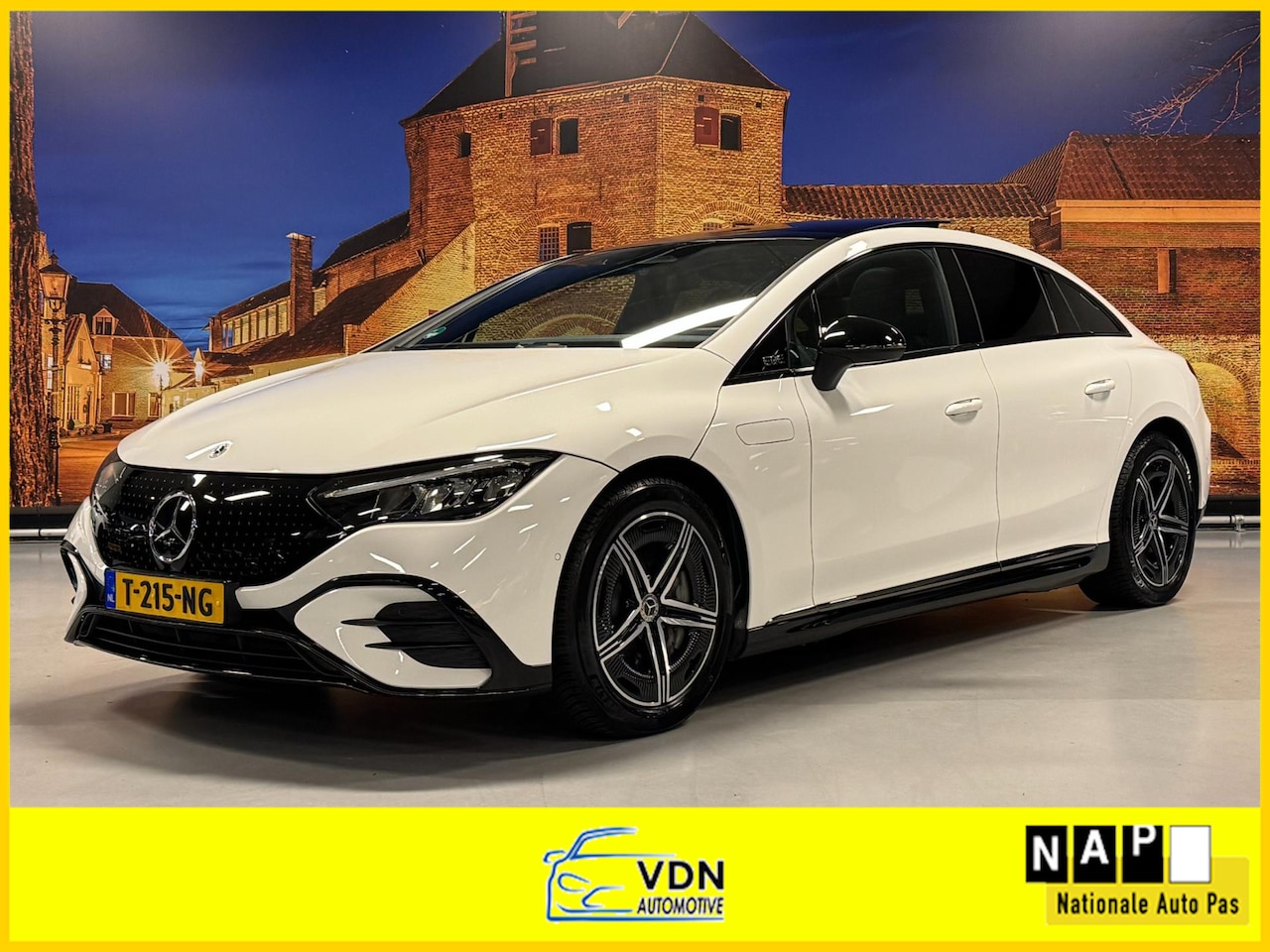Mercedes-Benz EQE - 300 AMG Line 89 kWh Panodak Night Pakket - AutoWereld.nl