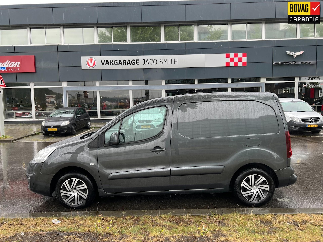 Citroën Berlingo - 1.6 BlueHDI 100 Business S&S - AutoWereld.nl