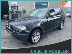 BMW X3 - 3.0i Automaat / Panoramadak / Trekhaak