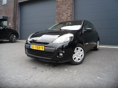 Renault Clio - 1.5 dCi Collection 5drs Cruise Trekhaak APK 2026