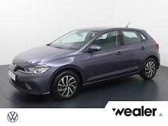 Volkswagen Polo - 1.0 TSI Life | 95 PK | Led verlichting | Parkeersensoren | Adaptive cruise control |