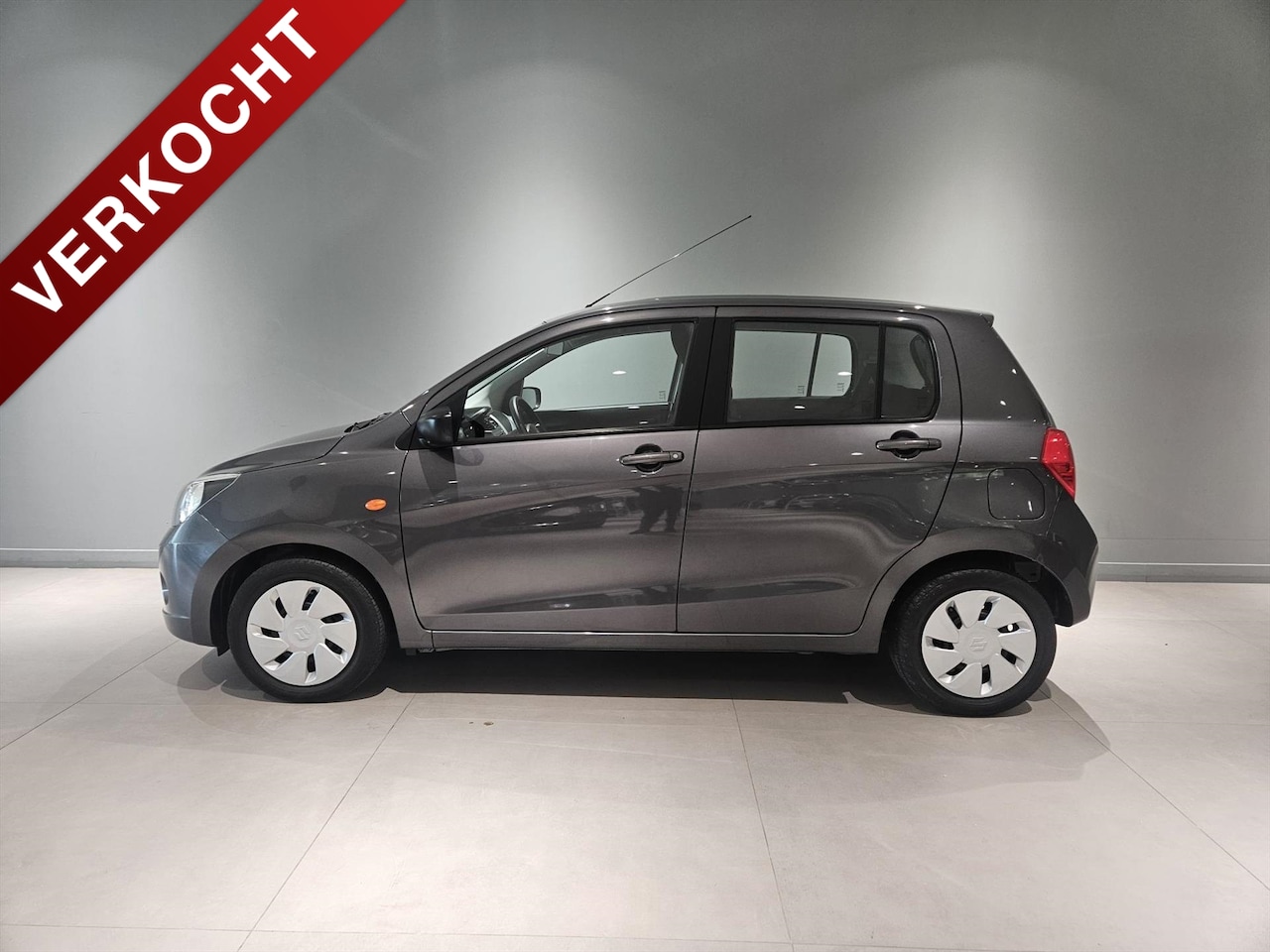 Suzuki Celerio - 1.0 68PK Start/Stop Comfort Airco / BT - AutoWereld.nl