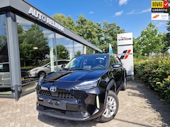 Toyota Yaris Cross - 1.5 Hybrid Active NAVI/KEYLESS/STOEL-EN STUURVERWARMING/ELECTR A-KLEP/HUD