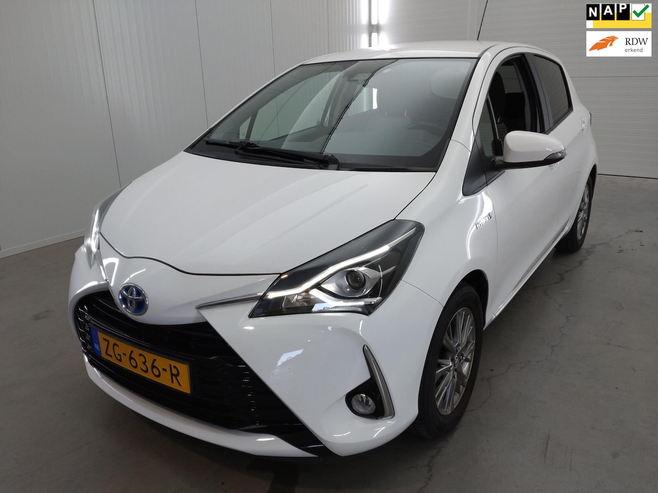 Toyota Yaris - 1.5 Hybrid Dynamic / Navi / Trekaak / Keyles / NAP / MCC / Gouda - AutoWereld.nl