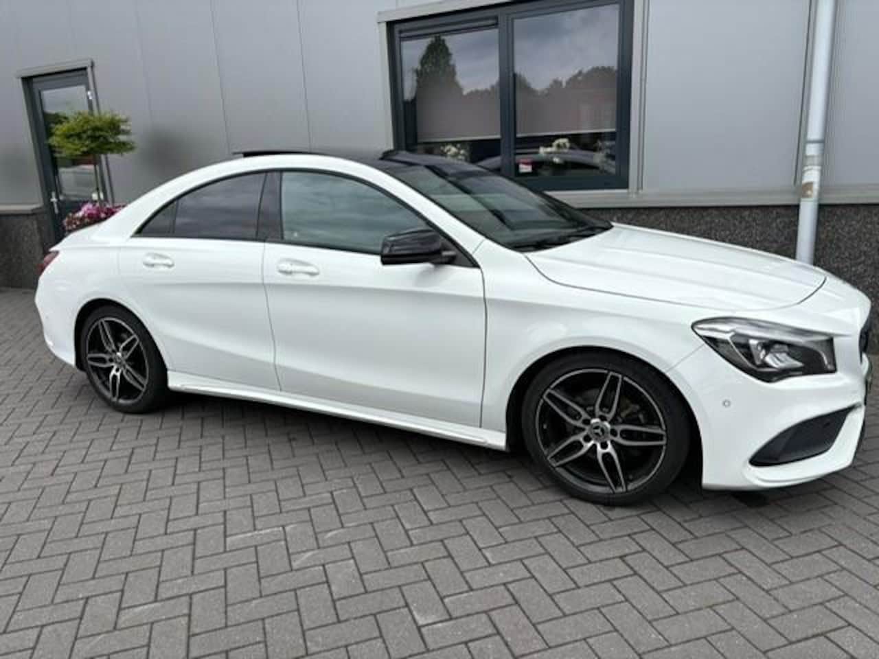 Mercedes-Benz CLA-Klasse - 180 Ambition 180 Ambition - AutoWereld.nl