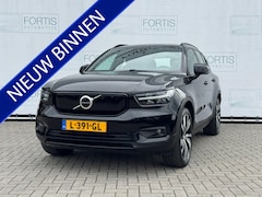 Volvo XC40 - Recharge P8 AWD R-Design NL AUTO | TREKHAAK | CARPLAY |