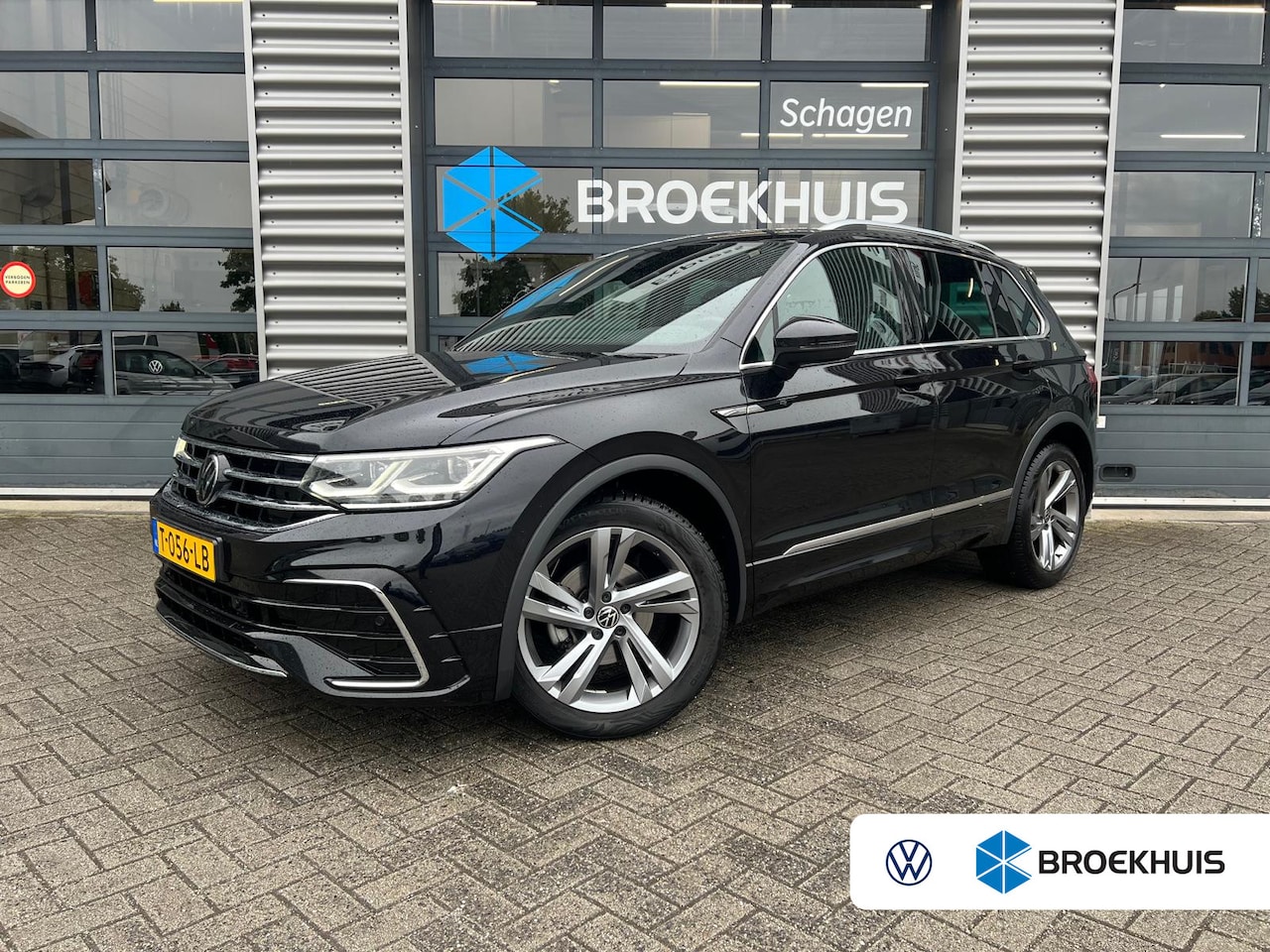 Volkswagen Tiguan - 1.5 TSI 150 pk R-Line Business 7-DSG | Trekhaak elektrisch uitklapbaar | Achteruitrijcamer - AutoWereld.nl