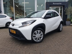 Toyota Aygo X - 1.0 VVT-i Business Edition / Camera / Airco