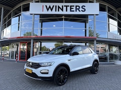Volkswagen T-Roc - 1.0 TSI Style Business | Trekhaak | Navigatie | Adaptive Cruise Control | Elec Achterklep