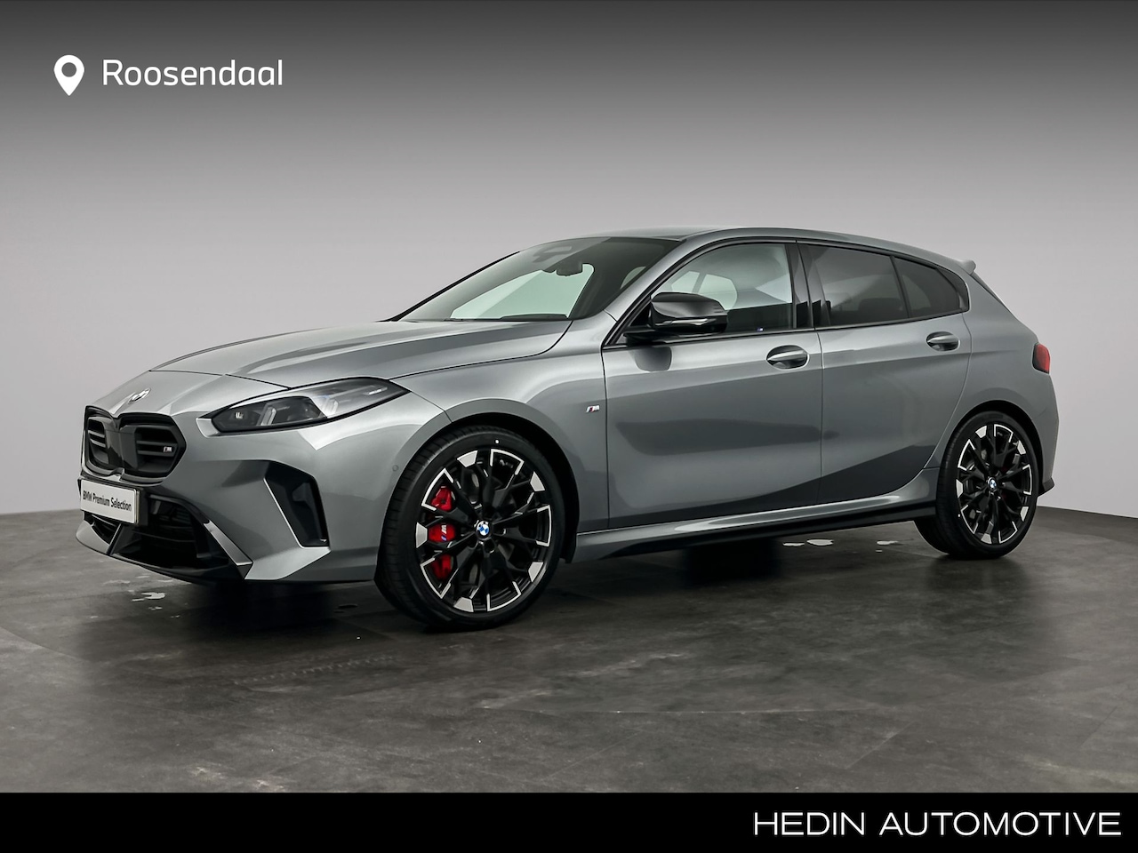 BMW 1-serie - M135 xDrive M-Sport Pro | M-Sportstoelen | Head Up Display | Driving Assistant Professiona - AutoWereld.nl