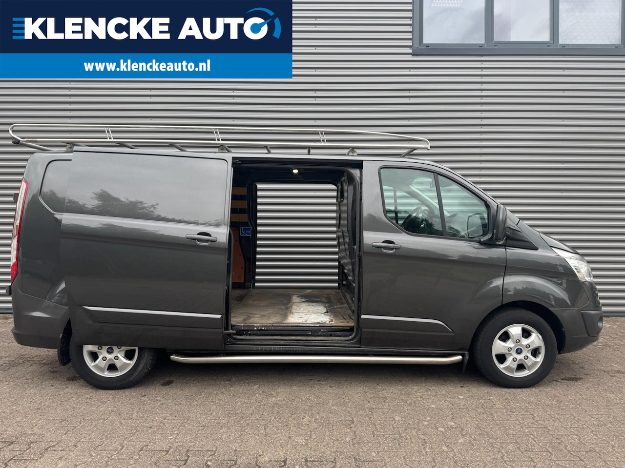 Ford Transit Custom - 310 L2H1 Limited 184.304km AUTOMAAT 170PK 2x Schuifdeur VERLENGD Navi Trekhaak - AutoWereld.nl