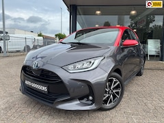 Toyota Yaris - 1.5 Hybrid Bi-Tone|Keyless|PDC voor en achter