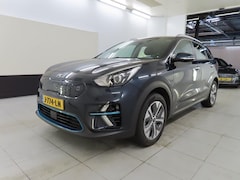 Kia e-Niro - DYNAMICLINE 64KWH 3 FASE LADEN/ACARPLAY/HLEER/NAV/FABRIEKSGARANTIE