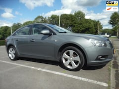 Chevrolet Cruze - 1.8 LT