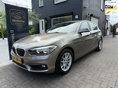 BMW 1-serie - 116i Essential - Navigatie - Airco - Cruise