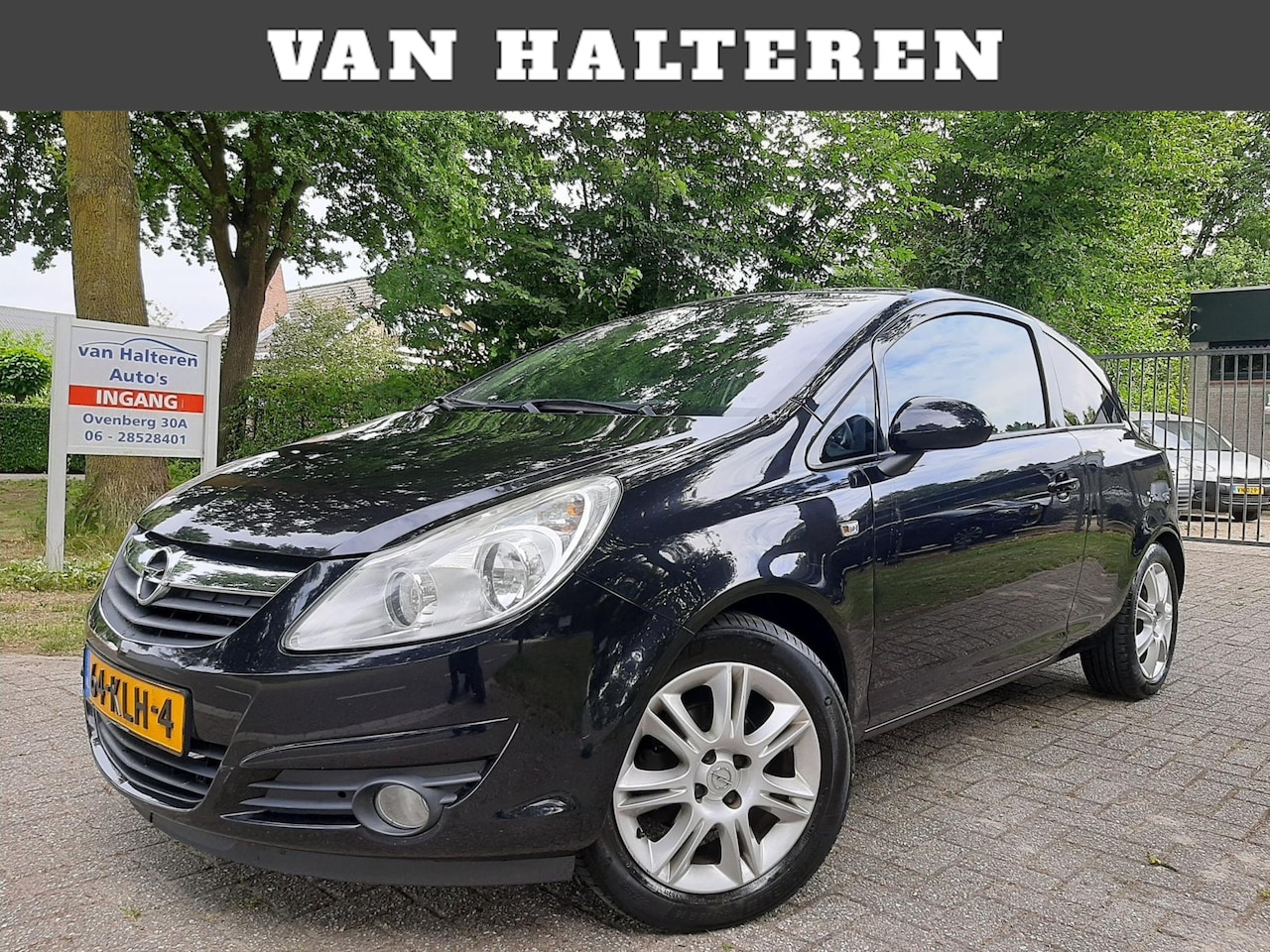 Opel Corsa - 1.4-16V Cosmo Airco/Clima Vol Automaat Panorama - AutoWereld.nl