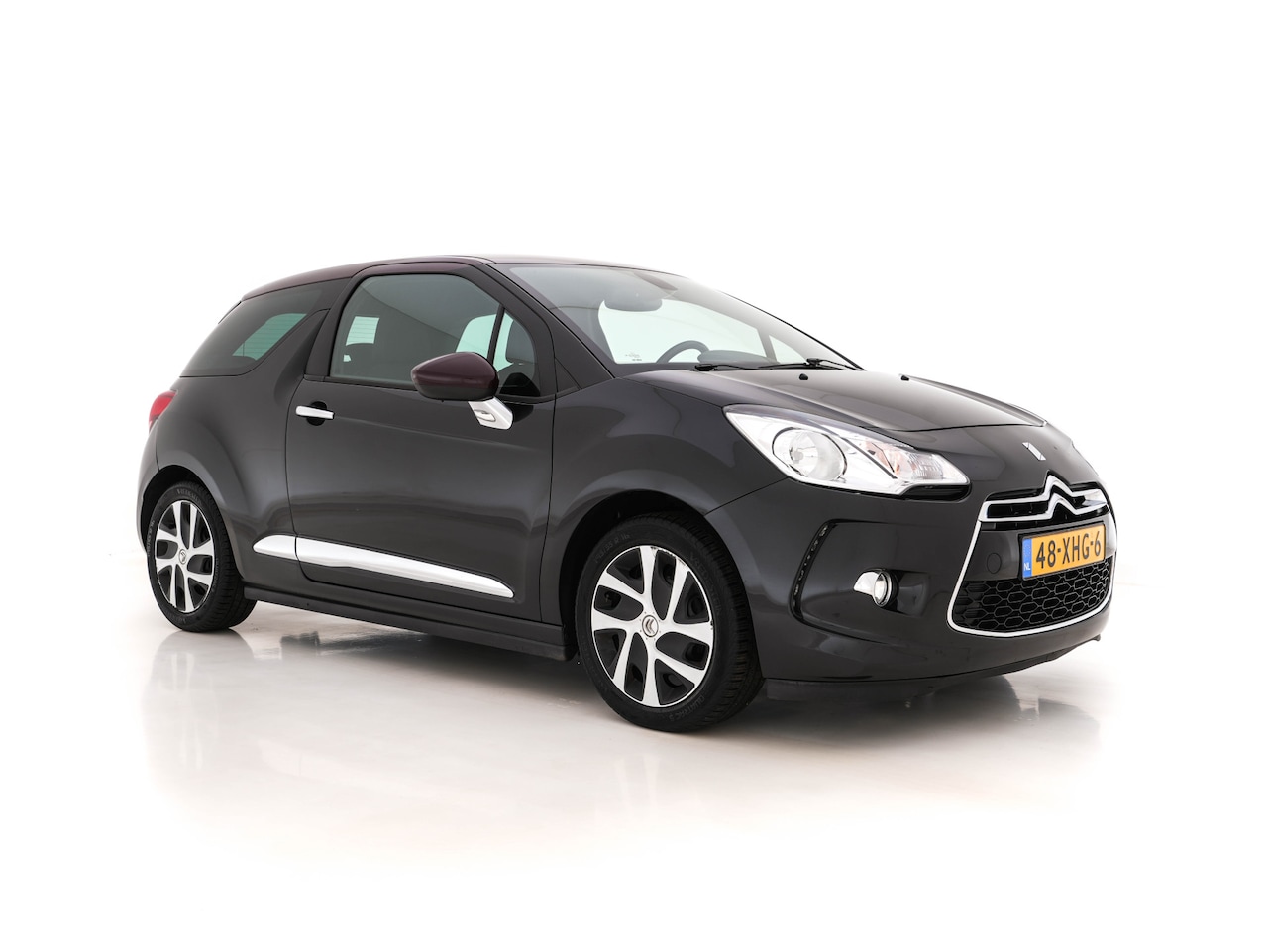 Citroën DS3 - 1.6 e-HDi So Chic *NAV-FULLMAP | SPORT-SEATS | ECC | PDC | CRUISE* - AutoWereld.nl