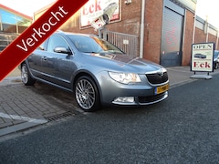 Skoda Superb Combi - 1.8 TSI Ambition Business automaat