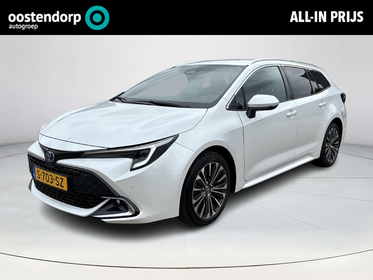 Toyota Corolla Touring Sports - 1.8 Hybrid First Edition **MODELJAAR 2023/ NAVIGATIE/ STOELVERWARMING** - AutoWereld.nl
