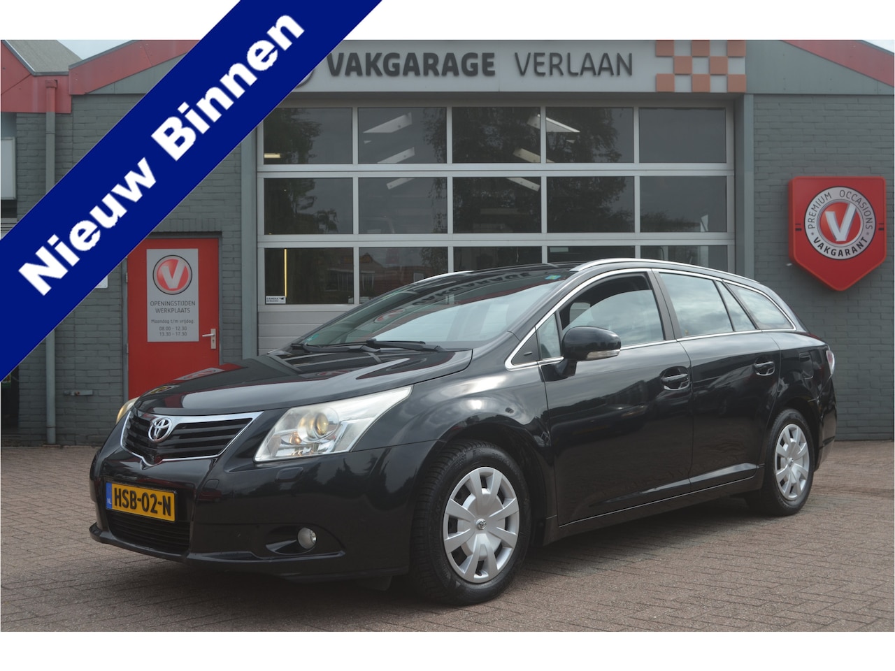 Toyota Avensis Wagon - 1.8 VVTi navi, camera, stoelverwarming (12 mnd garantie) - AutoWereld.nl