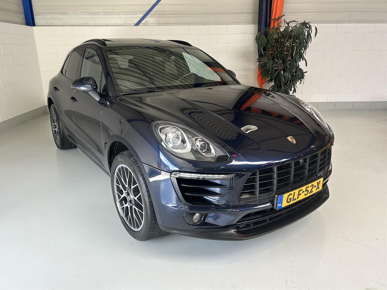 Porsche Macan - 2.0T AUT7 4WD Pano, Sportchrono, Stoelkoeling - AutoWereld.nl