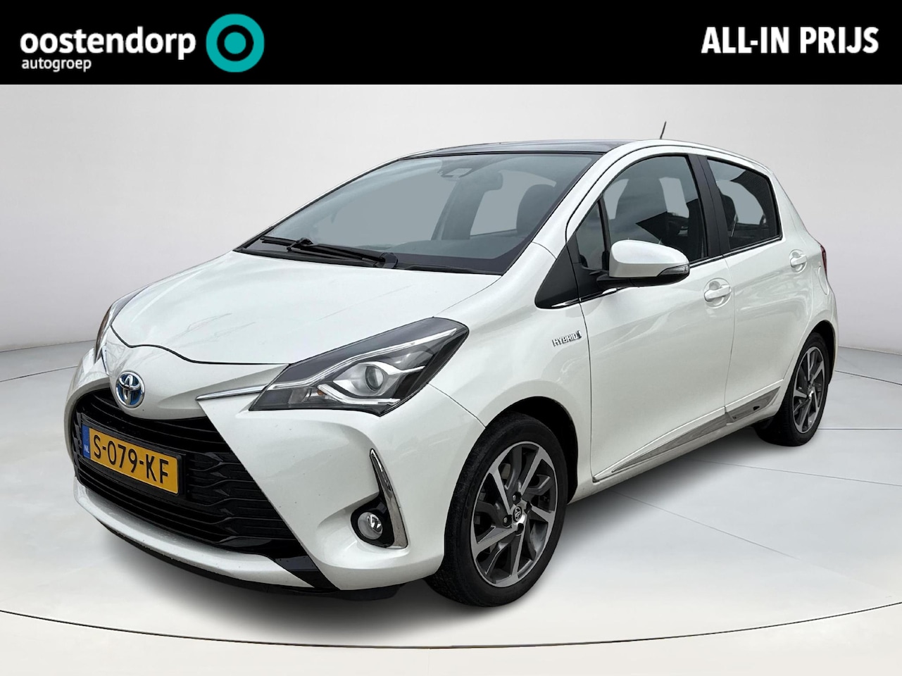 Toyota Yaris - 1.5 Hybrid Premium **NAVIGATIE/ PANORAMADAK/ KEYLESS/ GARANTIE** - AutoWereld.nl
