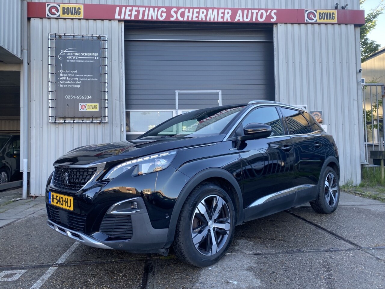 Peugeot 3008 - 1.6 e-THP GT Line 1.6 e-THP GT Line - AutoWereld.nl