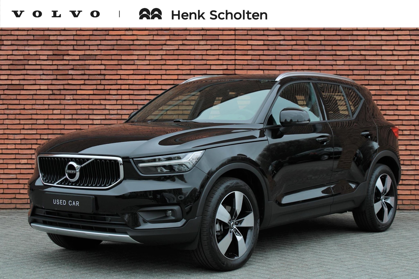 Volvo XC40 - T4 Automaat Momentum Pro | Verwarmbare Voor- En Achterstoelen | Panorama Dak | Standkachel - AutoWereld.nl