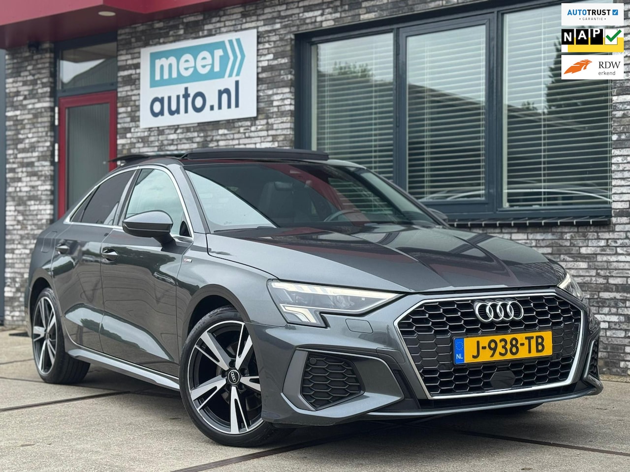 Audi A3 Limousine - 35 TFSI 3X S-LINE PANO l VIRTUAL l ADAPT.CRUISE l LANE l CARPLAY l STOELVERW l ORG.NL l DE - AutoWereld.nl