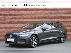 Volvo V60 - B4 Plus Dark | Trekhaak Semi-Elektrisch | Adaptieve Cruise Control | Pilot Assist | Stoelv
