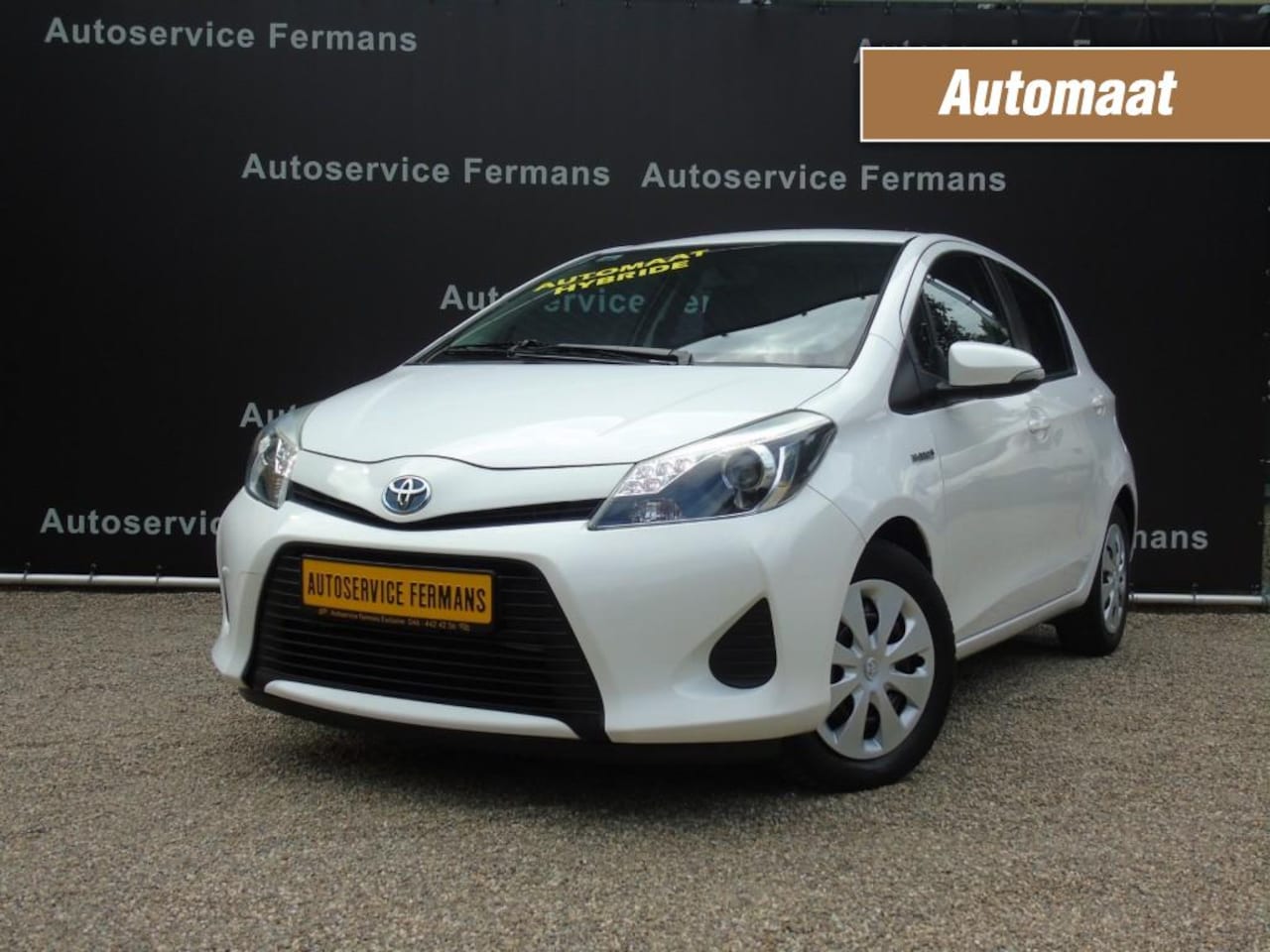 Toyota Yaris - 1.5 hybride automaat - 2013 - 136DKM - Camera- Airco - AutoWereld.nl