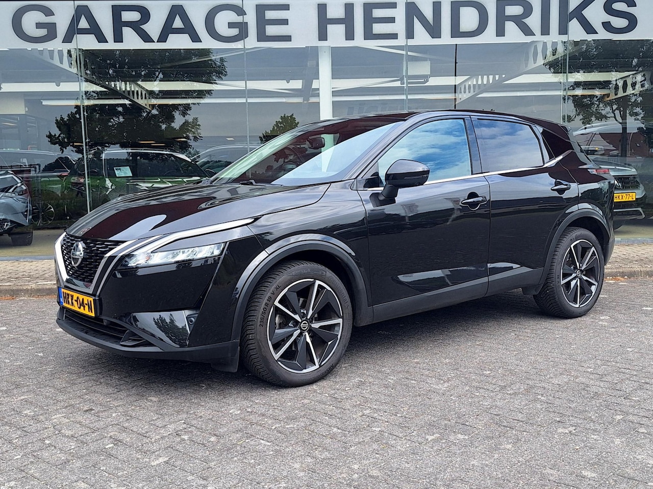 Nissan Qashqai - 1.3 MHEV Xtronic N-Connecta Automaat | Adaptive CC | Climate | Navi | 19" All Season bande - AutoWereld.nl