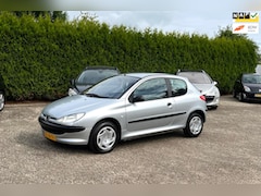 Peugeot 206 - 1.4 APK NIEUW UNIEK 54.176 KM NAP RIJD PERFECT
