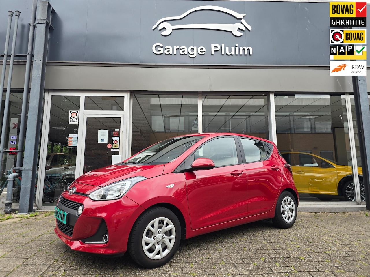 Hyundai i10 - Hyundai 1.0i Comfort Airco/Cruise/Navi/PDC/ 1e eig. - AutoWereld.nl