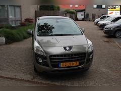Peugeot 3008 - 1.6 VTi Première