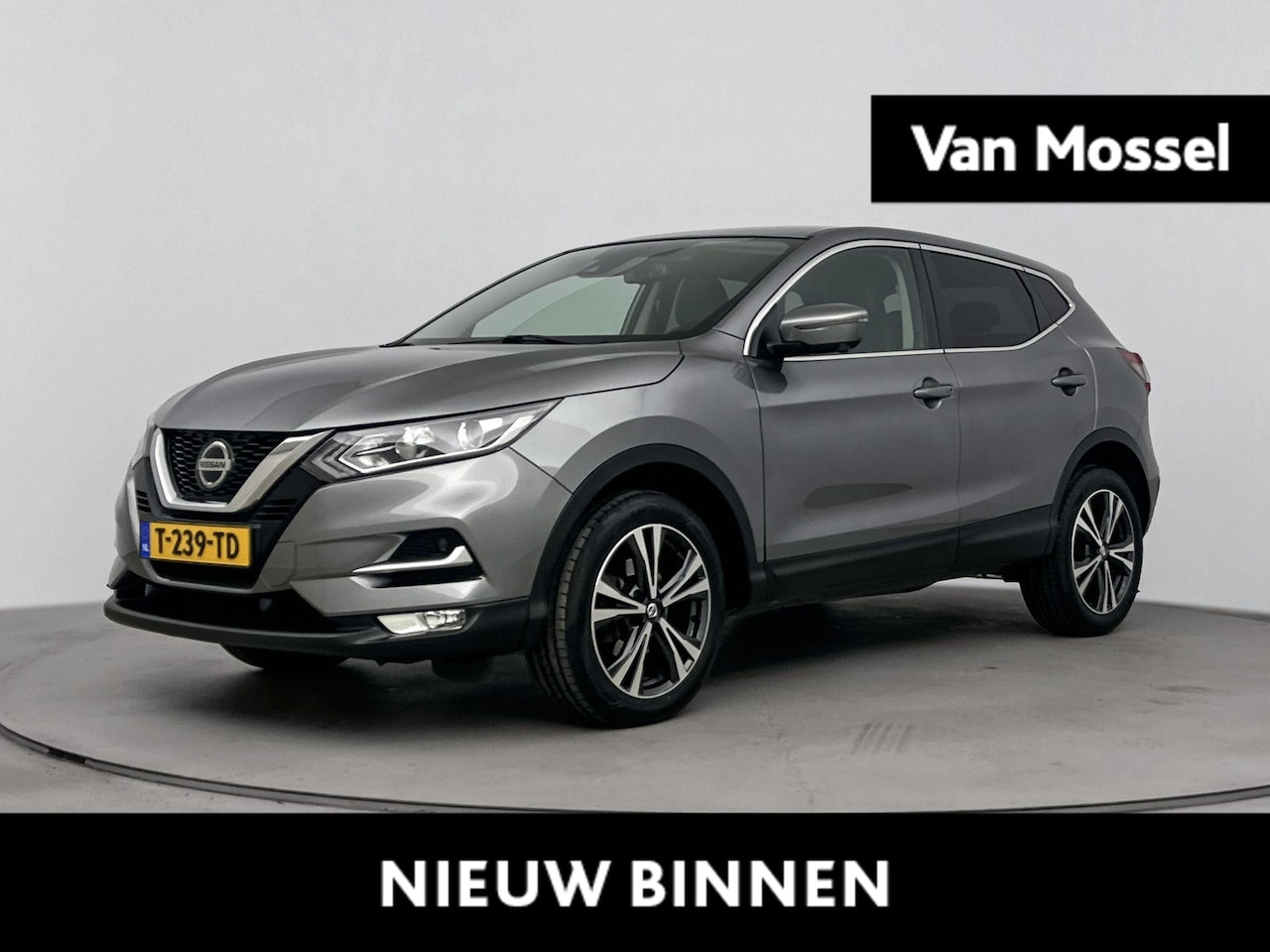 Nissan Qashqai - 1.3 DIG-T N-Connecta 140PK | Navigatie | 360 Camera | Climate Control | Cruise Control - AutoWereld.nl