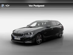 BMW i5 Touring - eDrive40 M Sport Edition | M Sport Pro | Comfort Pack | Glazen Panoramadak